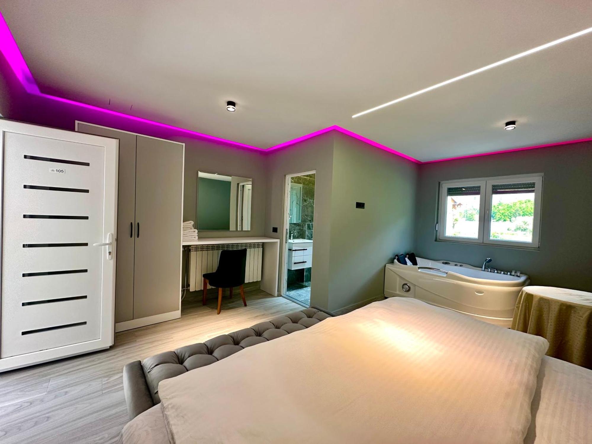 ולבונה Breezy Hotel מראה חיצוני תמונה