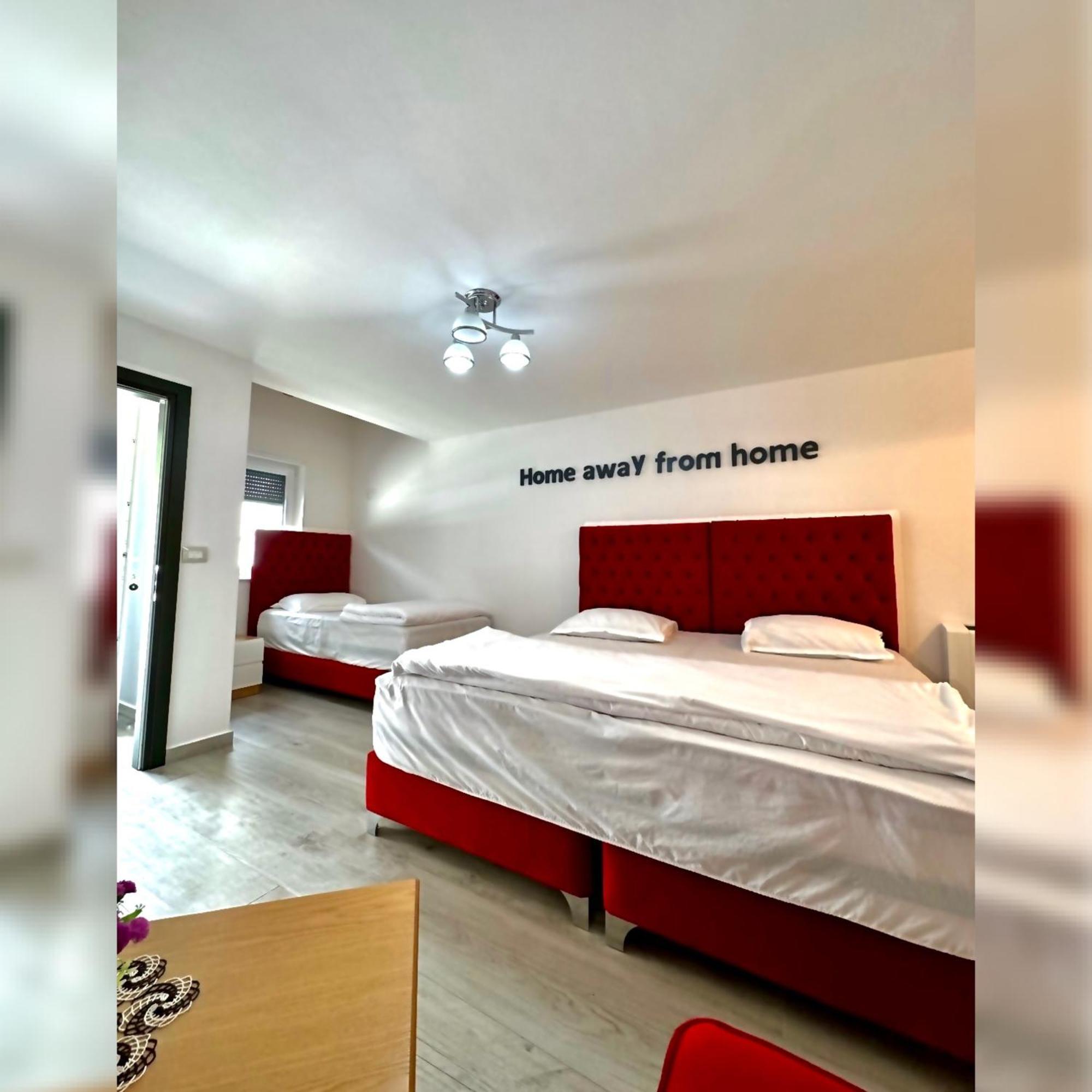 ולבונה Breezy Hotel מראה חיצוני תמונה